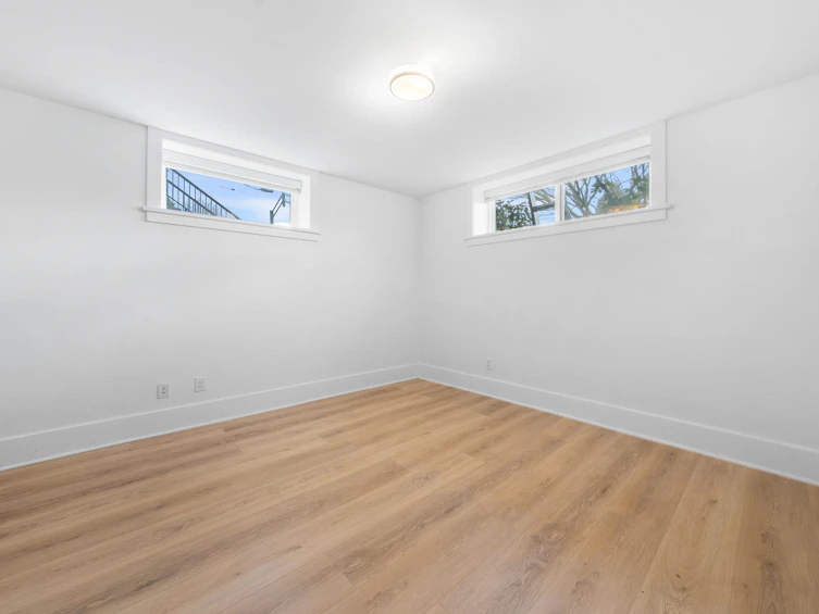2912 Yale Street, Vancouver, BC, V5K 4W1 - 34