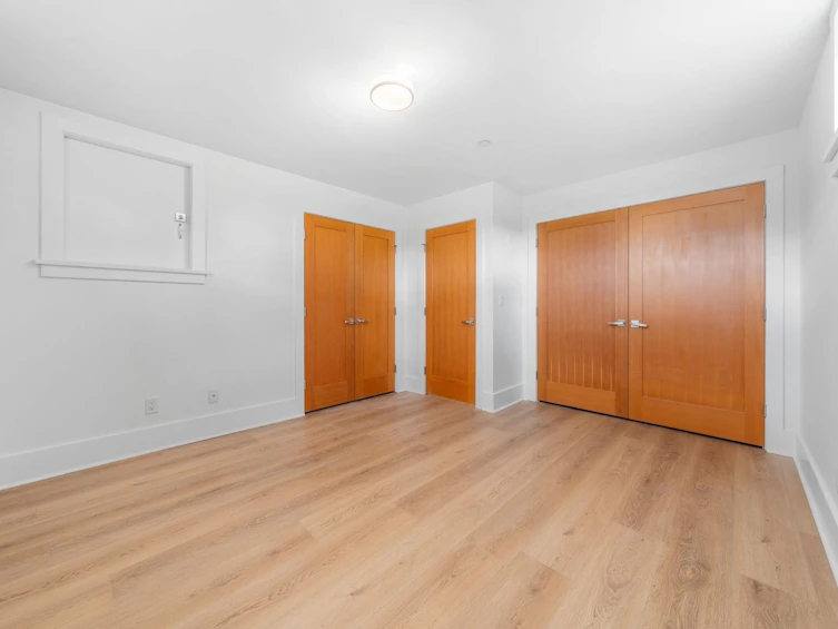 2912 Yale Street, Vancouver, BC, V5K 4W1 - 35