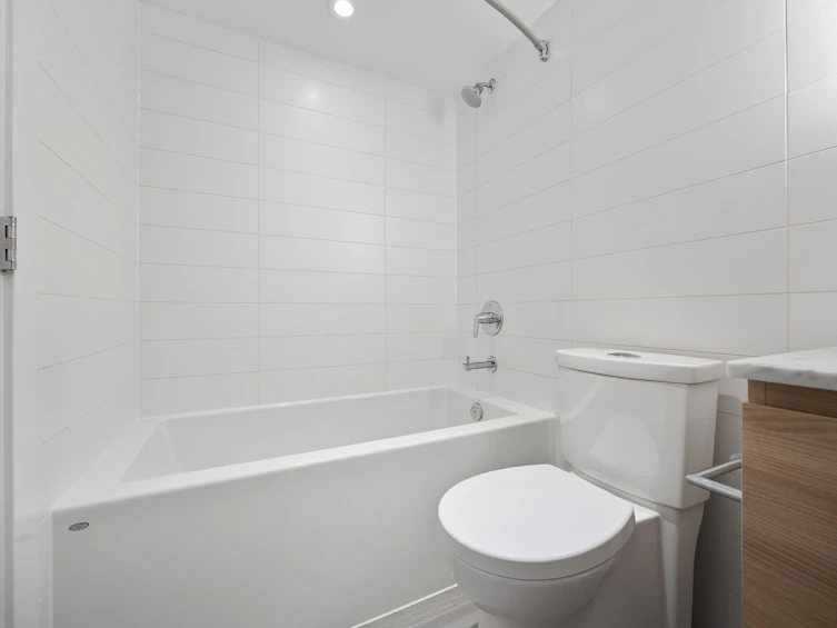 2102-908 Quayside Drive, New Westminster, BC, V3M 0L4 - 26