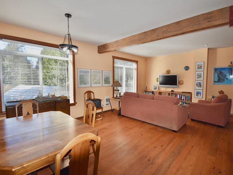 331 Hough Road, Gibsons, BC, V0N 1V4 - 8