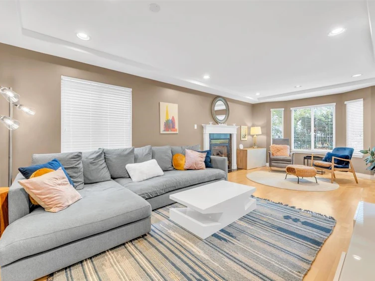 4213 Cambridge Street, Burnaby, BC, V5C 1H1 - 4