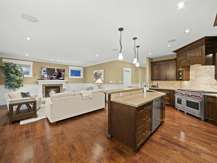 5010 Fenton Drive, Delta, BC, V4K 2H4 - 9