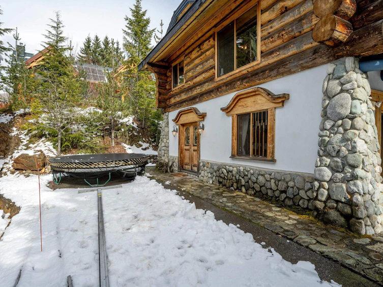 6488 St. Andrews Way, Whistler, BC, V8E 0C8 - 24