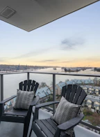 1412 988 Quayside Drive