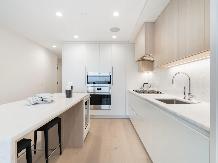 1301-7418 Paulson Street, Vancouver, BC, V6P 0K2 - 4
