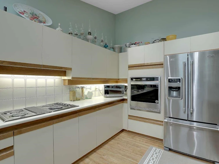 882 51 Street, Delta, BC, V4M 4A1 - 8
