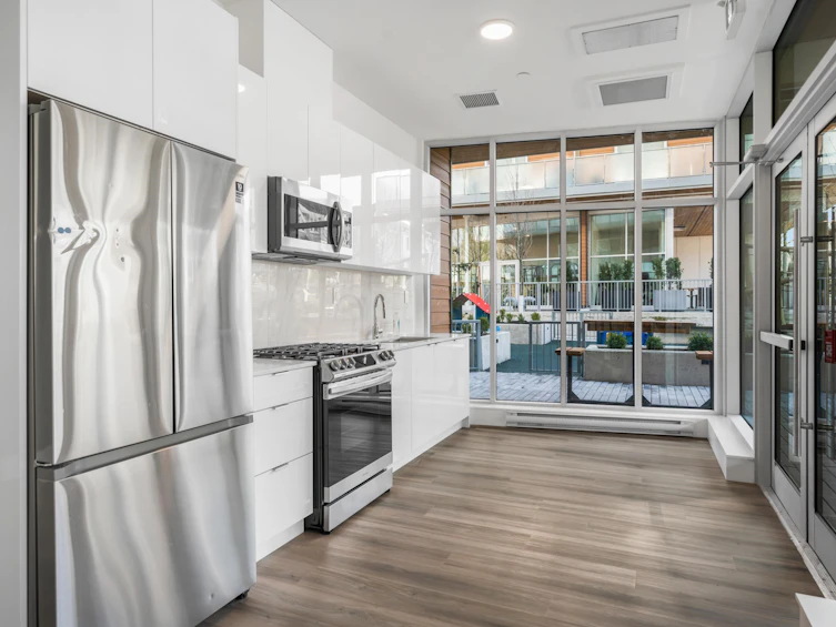B301-8447 202 Street, Langley, BC, V2Y 2A9 - 30