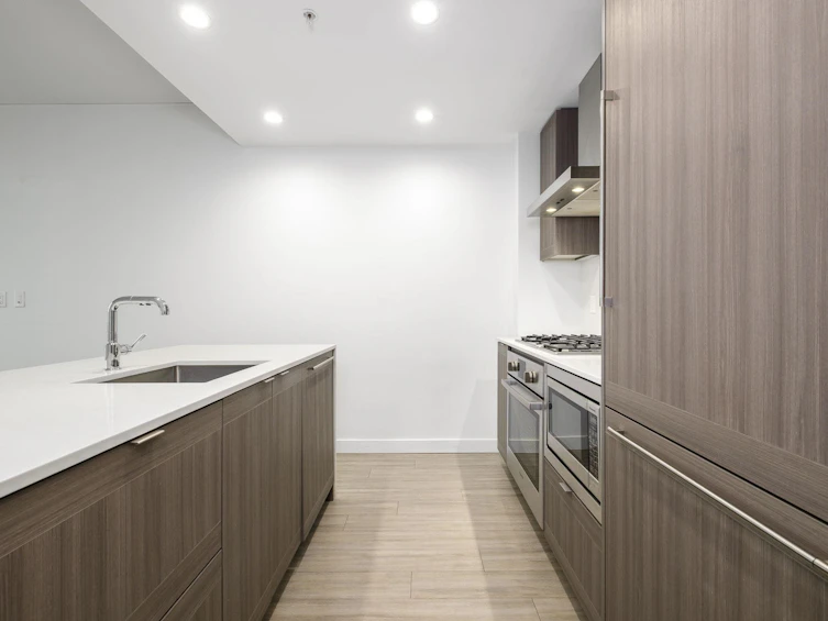 1109-2311 Beta Avenue, Burnaby, BC, V5C 0M1 - 2