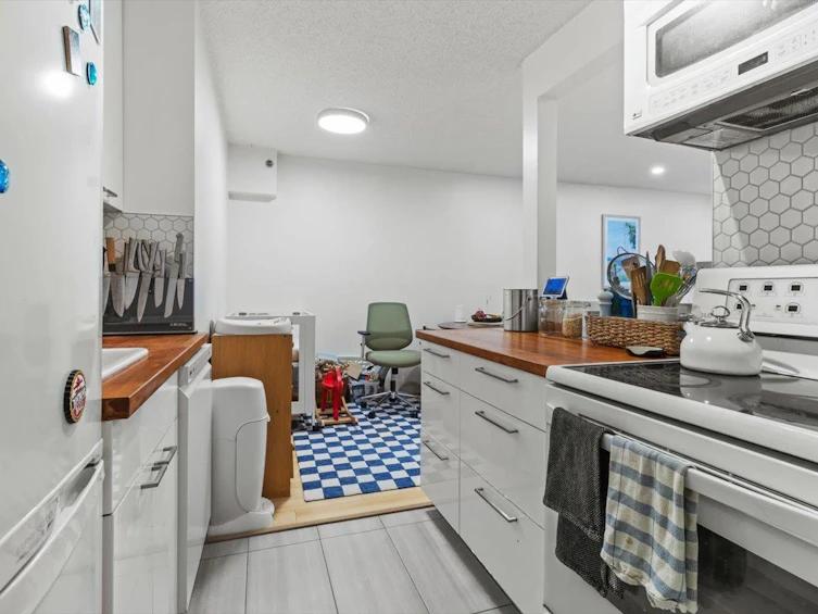 107-825 E 7th Avenue, Vancouver, BC, V5T 1P4 - 5
