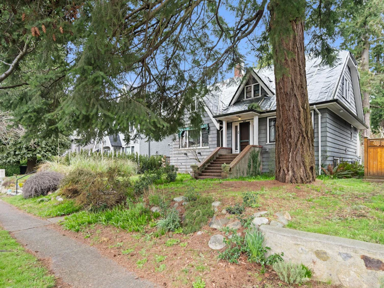 3547 W 38 Avenue, Vancouver, BC, V6N 2X9 - 4
