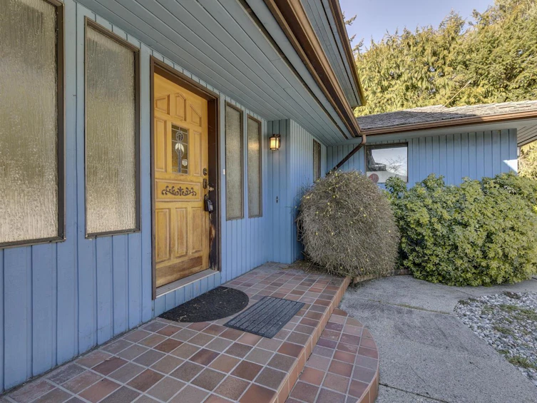 5237 Chartwell Road, Sechelt, BC, V0N 3A2 - 3