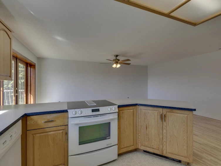 5237 Chartwell Road, Sechelt, BC, V0N 3A2 - 18