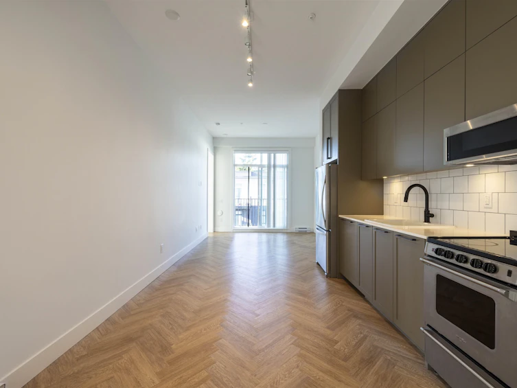 405-13933 105 Boulevard, Surrey, BC, V3T 0R6 - 24