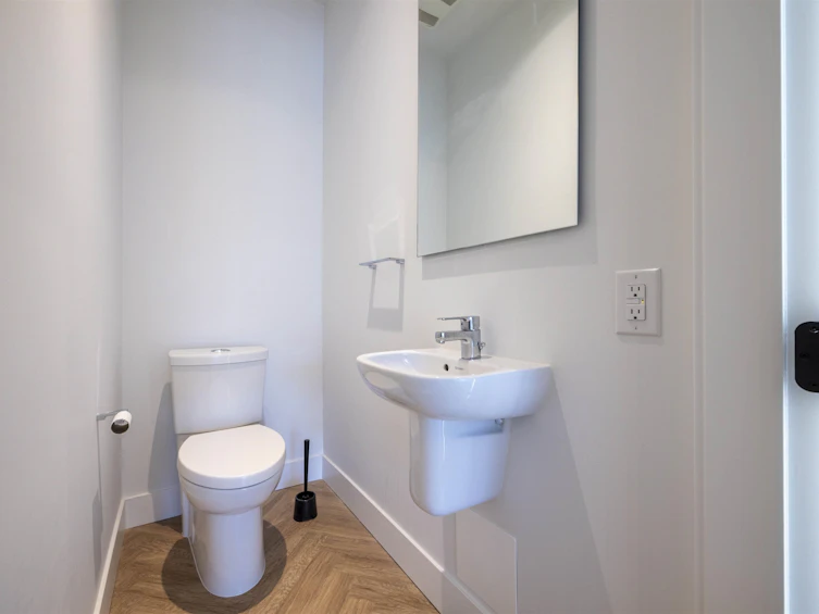 405-13933 105 Boulevard, Surrey, BC, V3T 0R6 - 18