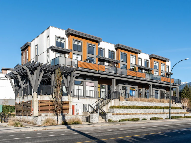 202-39771 Government Road, Squamish, BC, V8B 0Z1 - 2