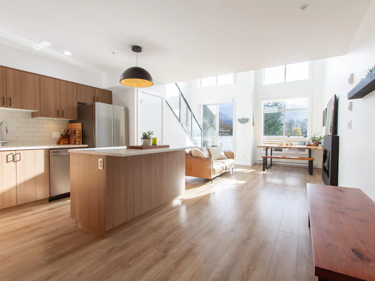 202-39771 Government Road, Squamish, BC, V8B 0Z1 - 3
