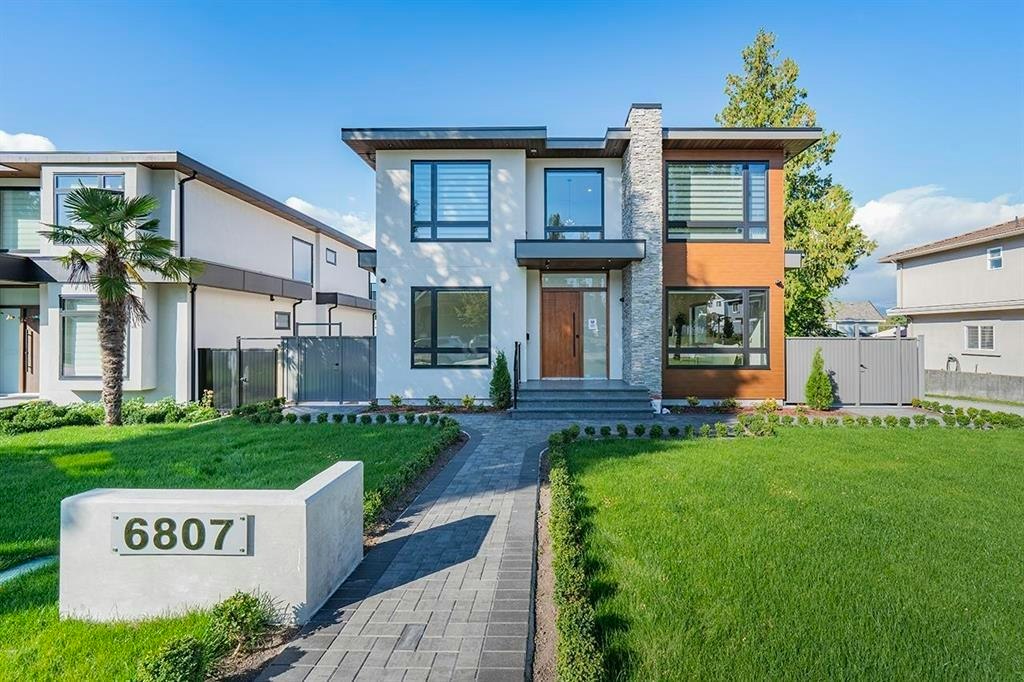 6807 Stanley Street, Burnaby, BC, V5E 1V2