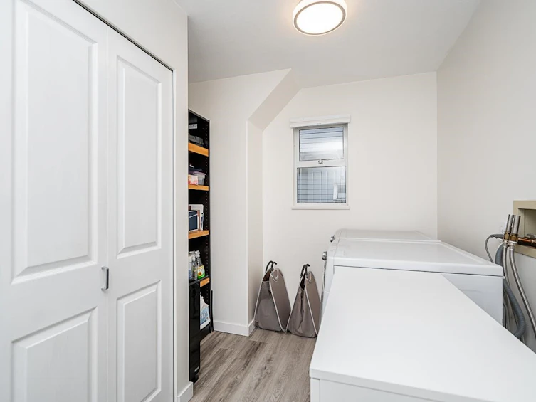 2926 Valleyvista Drive, Coquitlam, BC, V3E 2P3 - 19