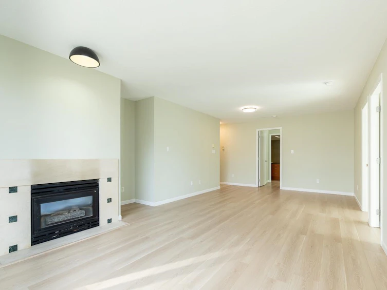 601-4888 Hazel Street, Burnaby, BC, V5H 4T4 - 2