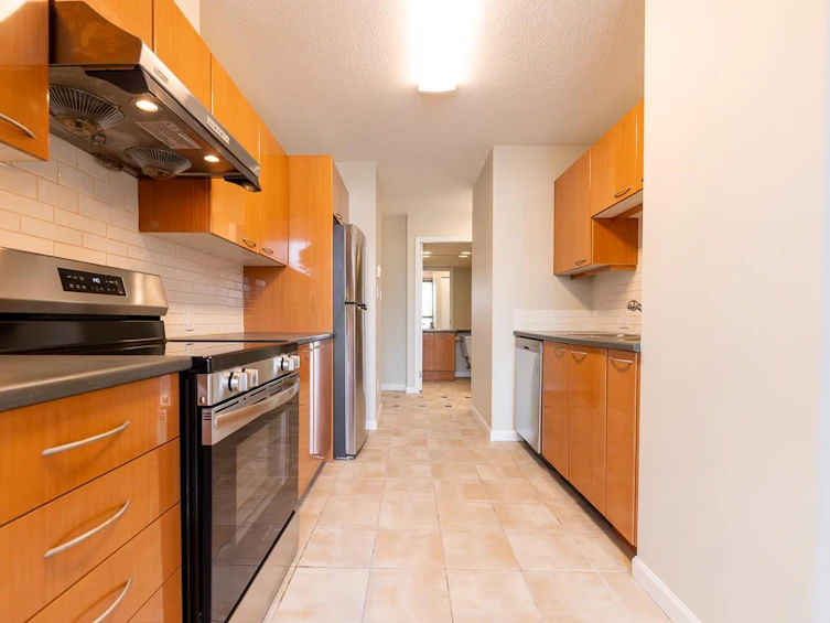 601-4888 Hazel Street, Burnaby, BC, V5H 4T4 - 9