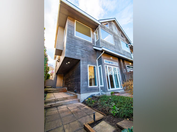 2550 York Avenue, Vancouver, BC, V6K 1E3 - 3