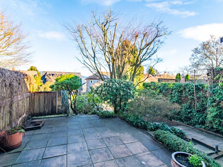 2550 York Avenue, Vancouver, BC, V6K 1E3 - 4