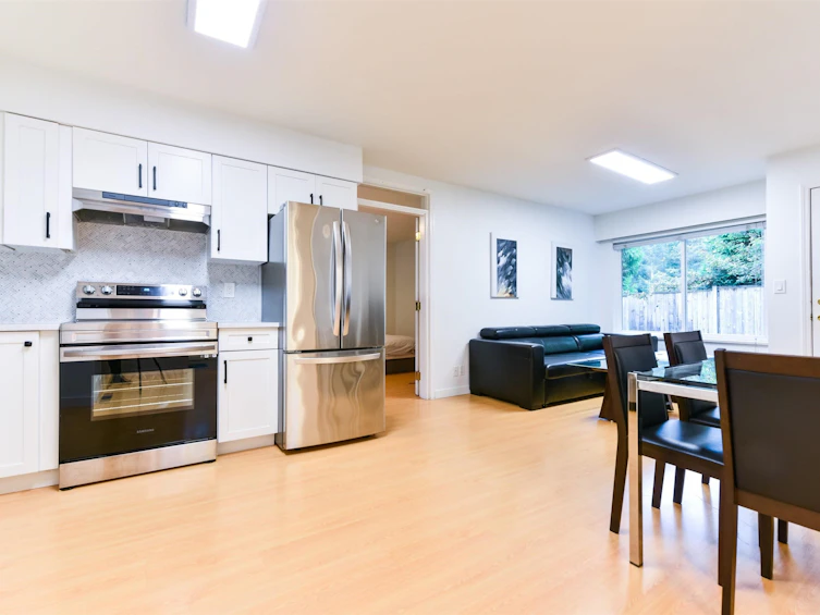 1955-1957 158a Street, Surrey, BC, V4A 8G9 - 8