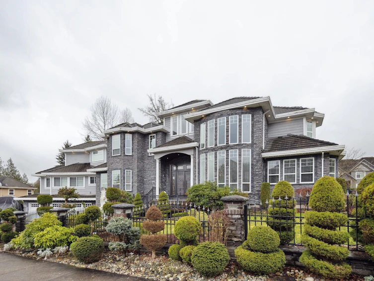 16452 93a Avenue, Surrey, BC, V4N 5S3