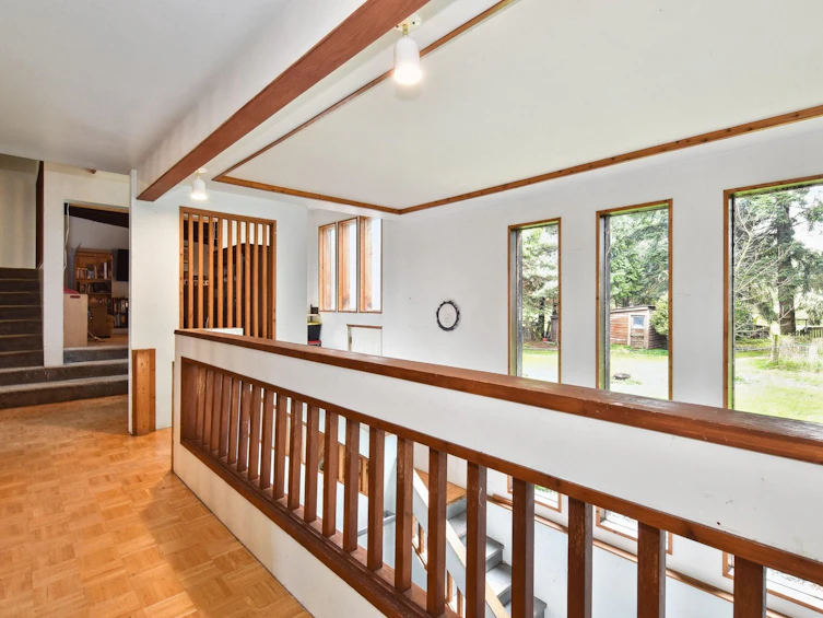 8642 Sylvester Road, Mission, BC, V2V 7K6 - 8