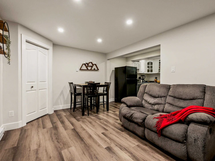 45468 Crescent Drive, Chilliwack, BC, V2P 1G8 - 29