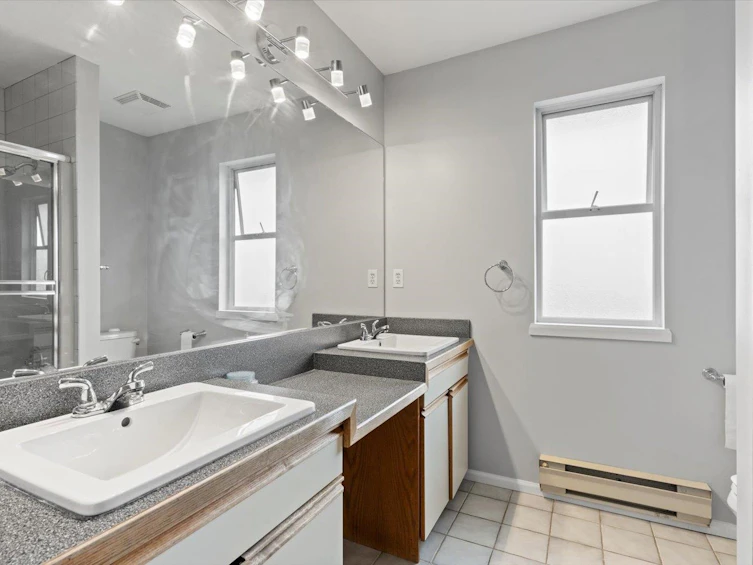 2938 The Dell, Coquitlam, BC, V3C 3M6 - 23