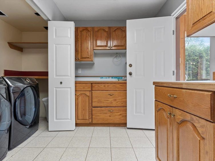 2938 The Dell, Coquitlam, BC, V3C 3M6 - 29