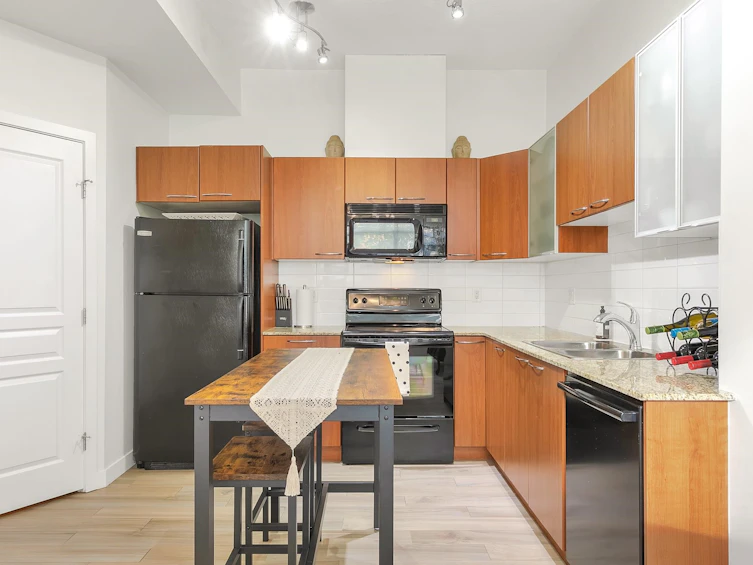 1479 E King Edward Avenue, Vancouver, BC, V5N 5Z4 - 6