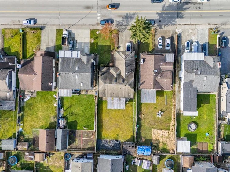 7688 124 Street, Surrey, BC, V3W 3X5 - 6
