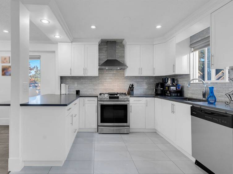 13392 68 Avenue, Surrey, BC, V3W 2E7 - 7