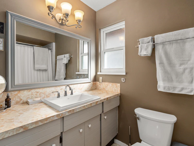 6200 Garnet Drive, Richmond, BC, V7C 5B5 - 27