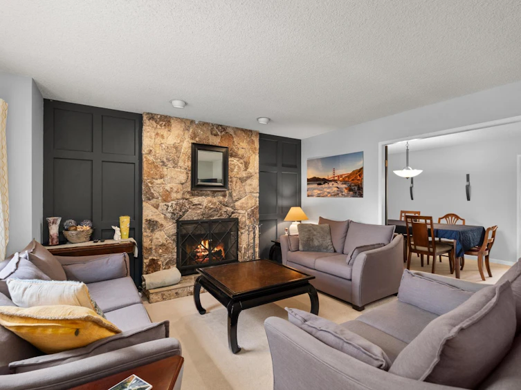 6200 Garnet Drive, Richmond, BC, V7C 5B5 - 6