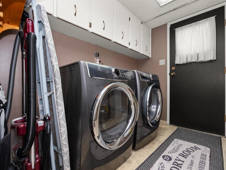 6200 Garnet Drive, Richmond, BC, V7C 5B5 - 32