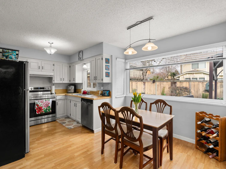 6200 Garnet Drive, Richmond, BC, V7C 5B5 - 11