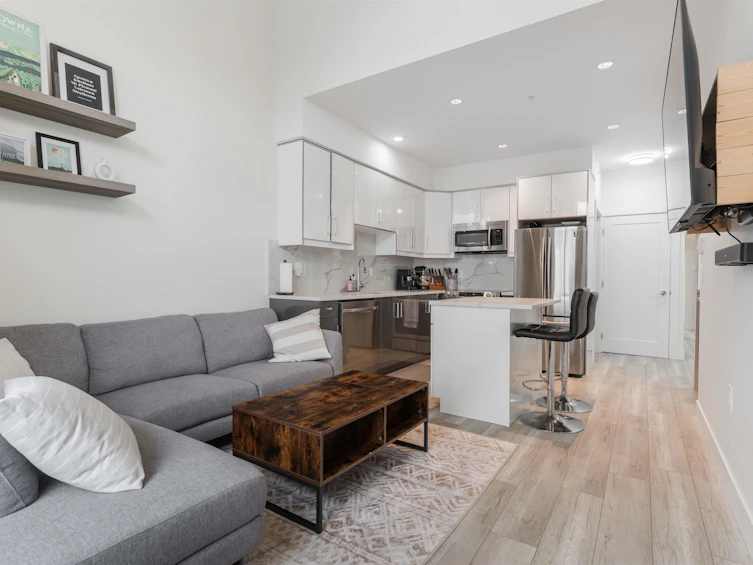5009 Chambers Street, Vancouver, BC, V5R 3L8 - 2