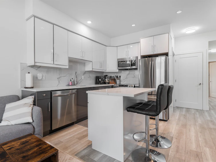 5009 Chambers Street, Vancouver, BC, V5R 3L8 - 6