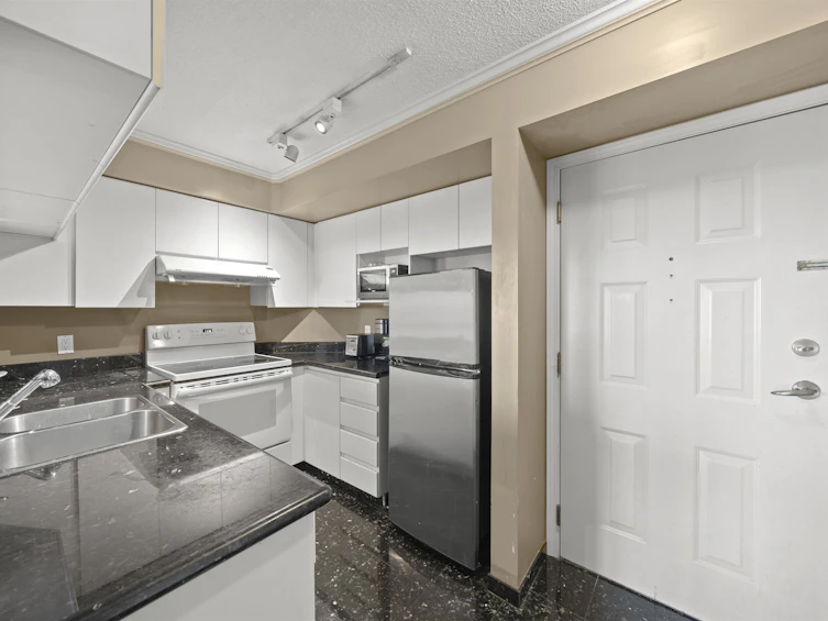 1109-3455 Ascot Place, Vancouver, BC, V5R 6B7 - 7