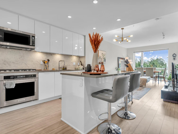 322-2651 Library Lane, North Vancouver, BC, V7J 0C1 - 9
