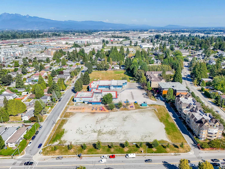 102-2285 Welcher Avenue, Port Coquitlam, BC, V3C 1X2 - 31