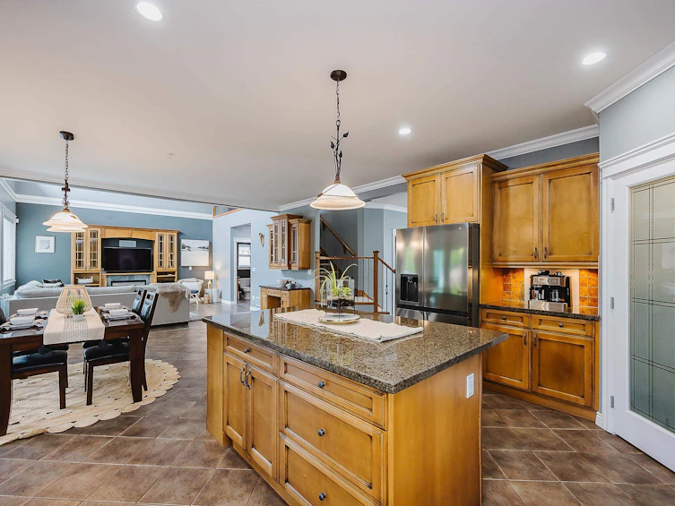 24732 104 Avenue, Maple Ridge, BC, V2W 0B1 - 7