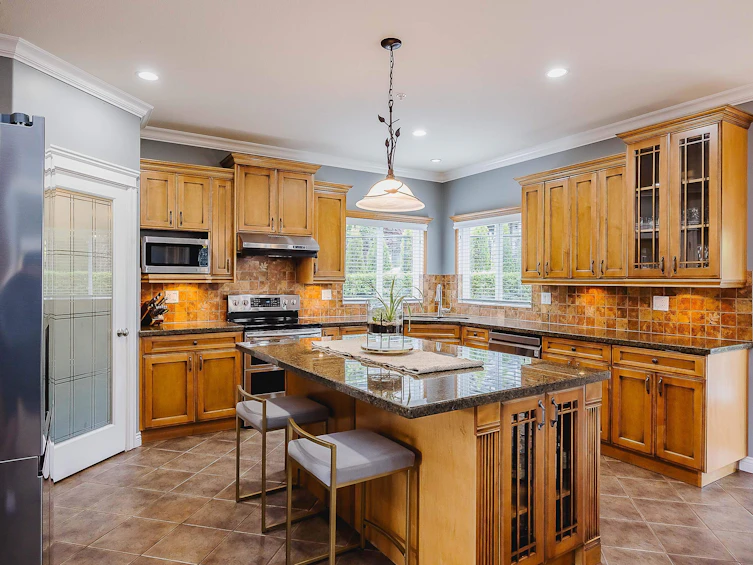 24732 104 Avenue, Maple Ridge, BC, V2W 0B1 - 5