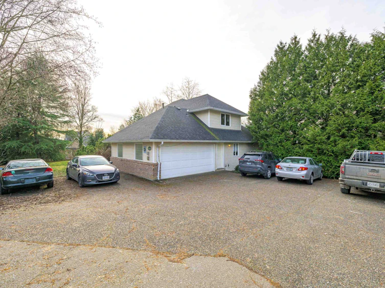 5451 184 Street, Surrey, BC, V3S 1E1 - 3