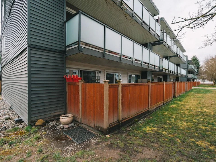 103-33400 Bourquin Place, Abbotsford, BC, V2S 5G3 - 32