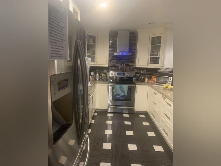 14012 103 Avenue, Surrey, BC, V3T 1S2 - 12