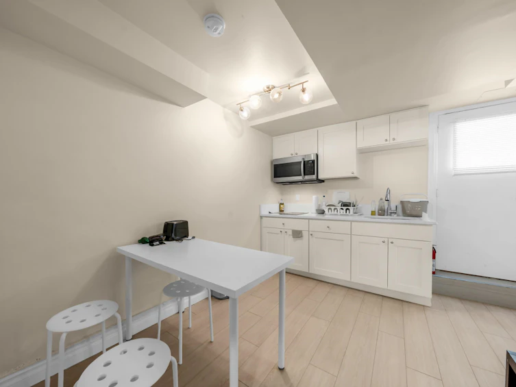 4421 Price Crescent, Burnaby, BC, V5G 2N5 - 27